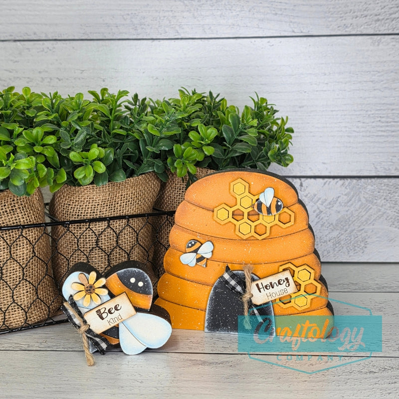 chunky_honey_bee_hive_shelf_sitter_wm.jpg